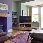 Running Hare Holiday home Windermere